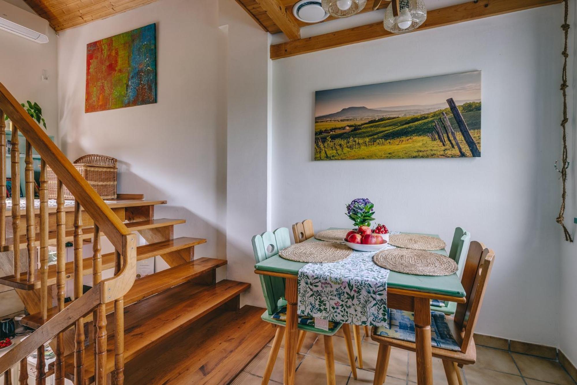 Prázdninový dům Hillside 2 A Szent Gyoergy-hegy Lankain Tapolca